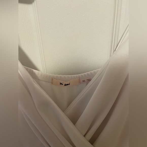 NWOT White Jumpsuit Francesca’s - Picture 4 of 7